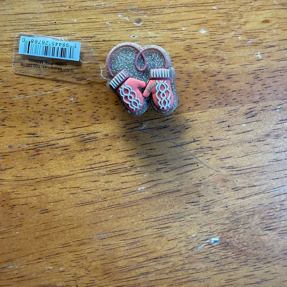 CROCS Glitter Pink Mittens Jibbitz Charm